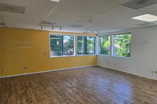 1211 4th Ave E, Olympia, WA 98506 - Photo 2