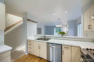 601 12th Ave NW, Issaquah, WA 98027 - Photo 10