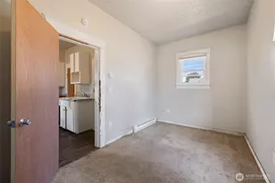 1011 E 35th St, Tacoma, WA 98404 - Photo 16