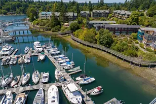 141 Parfitt Way SW, Bainbridge Island, WA 98110 - Photo 4