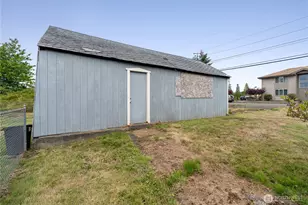 504 9th St, Hoquiam, WA 98550 - Photo 32