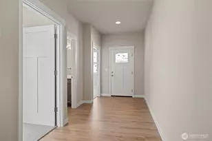 806 Parkland Loop, Sedro Woolley, WA 98284 - Photo 4