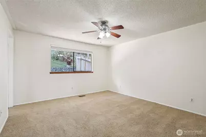 850 Dugualla Road, Oak Harbor, WA 98277 - Photo 12