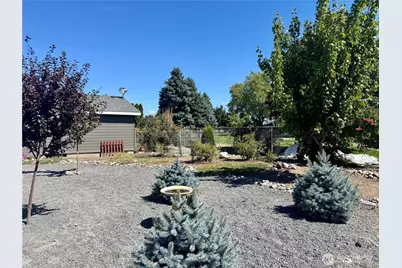 411 E Washington Street, Coulee City, WA 99115 - Photo 36