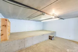 743 Marine View Dr, Longview, WA 98632 - Photo 38