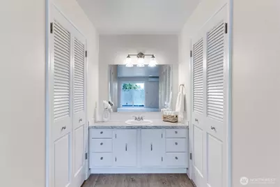 743 Marine View Drive, Longview, WA 98632 - Photo 24