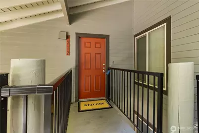 8217 145 Court NE #C -11, Redmond, WA 98052 - Photo 2