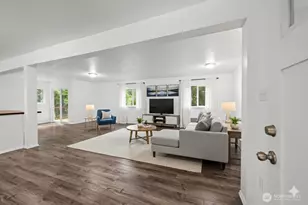 2693 State Rt 101, Ilwaco, WA 98624 - Photo 2