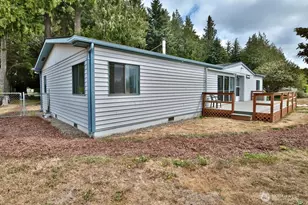 404 Monterra Dr, Port Angeles, WA 98362 - Photo 32