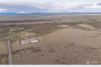 11061 NE Neppel Road, Moses Lake, WA 98804 - Photo 14