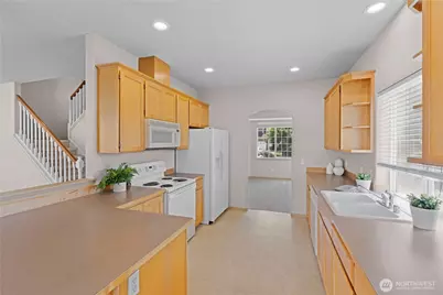 9409 190th Street E, Puyallup, WA 98375 - Photo 16
