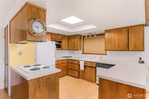 1207 Beach Ave, Lummi Island, WA 98262 - Photo 8