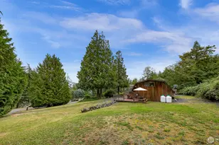 1207 Beach Ave, Lummi Island, WA 98262 - Photo 24