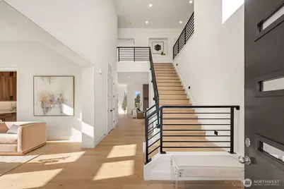 510 Nile Ave NE, Renton, WA 98059 - Photo 2