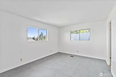 2372 Valley Avenue E, Port Orchard, WA 98366 - Photo 22