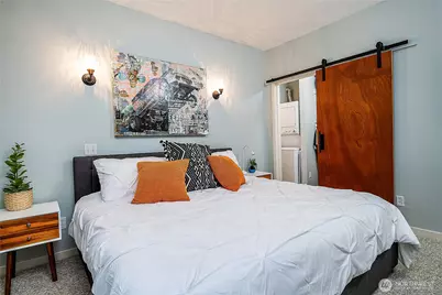 5953 California Avenue SW #1-A, Seattle, WA 98126 - Photo 10