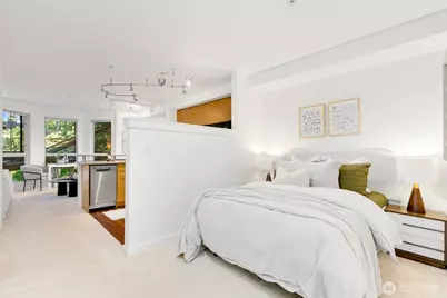 1420 E Pine Street #E307, Seattle, WA 98122 - Photo 14