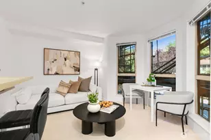 1420 E Pine St, Seattle, WA 98122 - Photo 6