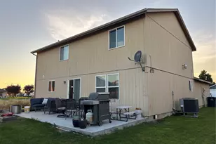 909 W Polo Ridge Dr, Moses Lake, WA 98837 - Photo 4