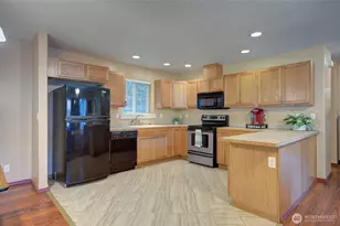 232 Fisher Ave NE, Ocean Shores, WA 98569 - Photo 4