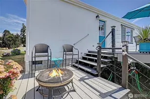 998 Circle Dr, Camano Island, WA 98282 - Photo 8