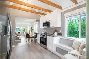 3720 N Huson St, Tacoma, WA 98407 - Photo 8