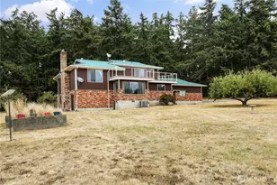2725 Hunt Rd, Oak Harbor, WA 98277 - Photo 2
