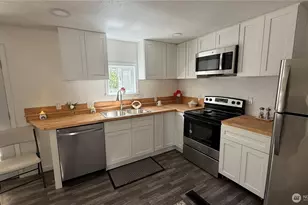 11517 155th Ave SE, Renton, WA 98058 - Photo 2