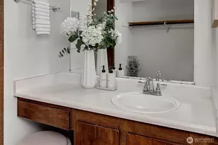 4641 West Lake Sammamish Parkway SE, Issaquah, WA 98027 - Photo 22