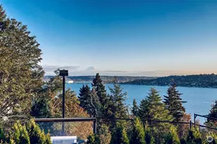 7909 78th Ave SE, Mercer Island, WA 98040 - Photo 40