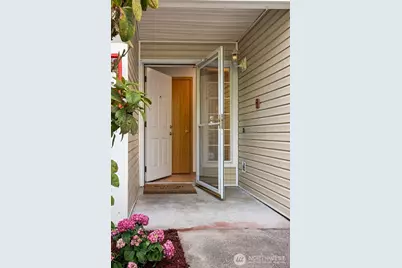 2535 S 288th Street #2, Federal Way, WA 98003 - Photo 2