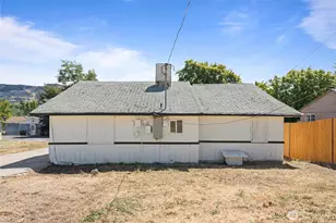 213 W Kelso Ave, Electric City, WA 99123 - Photo 26