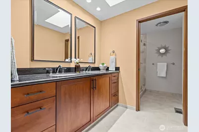 15000 Village Green Drive #19, Mill Creek, WA 98012 - Photo 8
