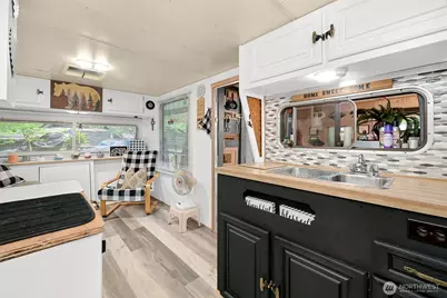 1010 Maple Lane, Sumas, WA 98266 - Photo 10