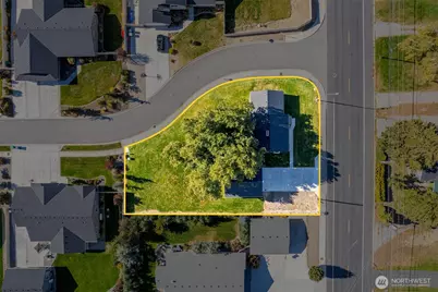 921 Easy Street, Wenatchee, WA 98801 - Photo 40