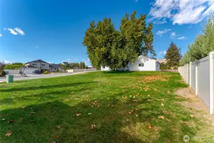 921 Easy St, Wenatchee, WA 98801 - Photo 34