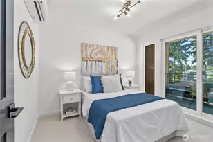 10750 Interlake Ave N, Seattle, WA 98133 - Photo 6