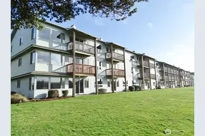 643 Ocean Shores Boulevard NW #113, Ocean Shores, WA 98569 - Photo 1