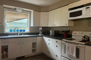 202 Kauer Rd, Randle, WA 98377 - Photo 6