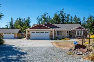 2009 October Ln, Oak Harbor, WA 98277 - Photo 1