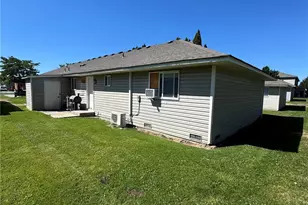 1011 E 19th Ave, Ellensburg, WA 98926 - Photo 2