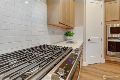 15416 131st Avenue E, Puyallup, WA 98374 - Photo 8