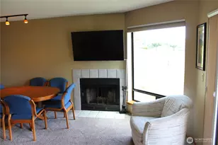 100 Lake Chelan Shores Dr, Chelan, WA 98816 - Photo 4