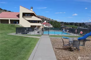 100 Lake Chelan Shores Dr, Chelan, WA 98816 - Photo 22