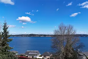 4540 NW Inverness Ct, Bremerton, WA 98312 - Photo 8