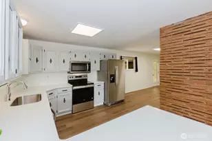 4540 NW Inverness Ct, Bremerton, WA 98312 - Photo 20