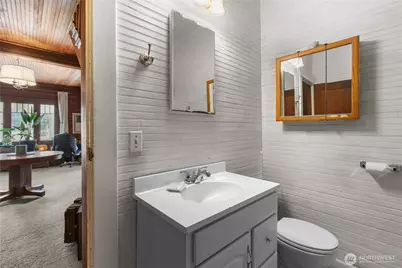 27525 W Lake Riley Road, Arlington, WA 98223 - Photo 20