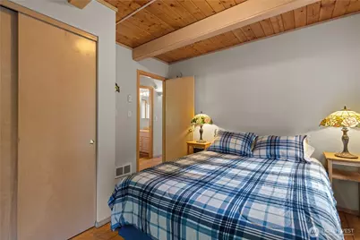 27525 W Lake Riley Road, Arlington, WA 98223 - Photo 32