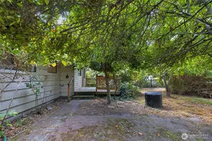 611 3rd Ave N, Edmonds, WA 98020 - Photo 22