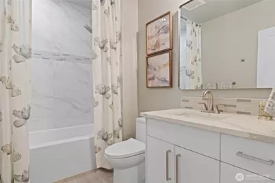 955 103rd Avenue SE, Bellevue, WA 98004 - Photo 16